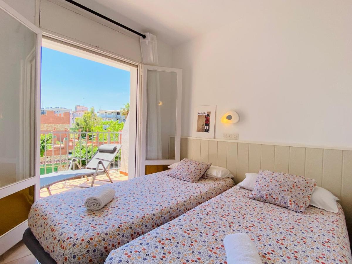 Apartamentos Aquarium. Росес Екстер'єр фото