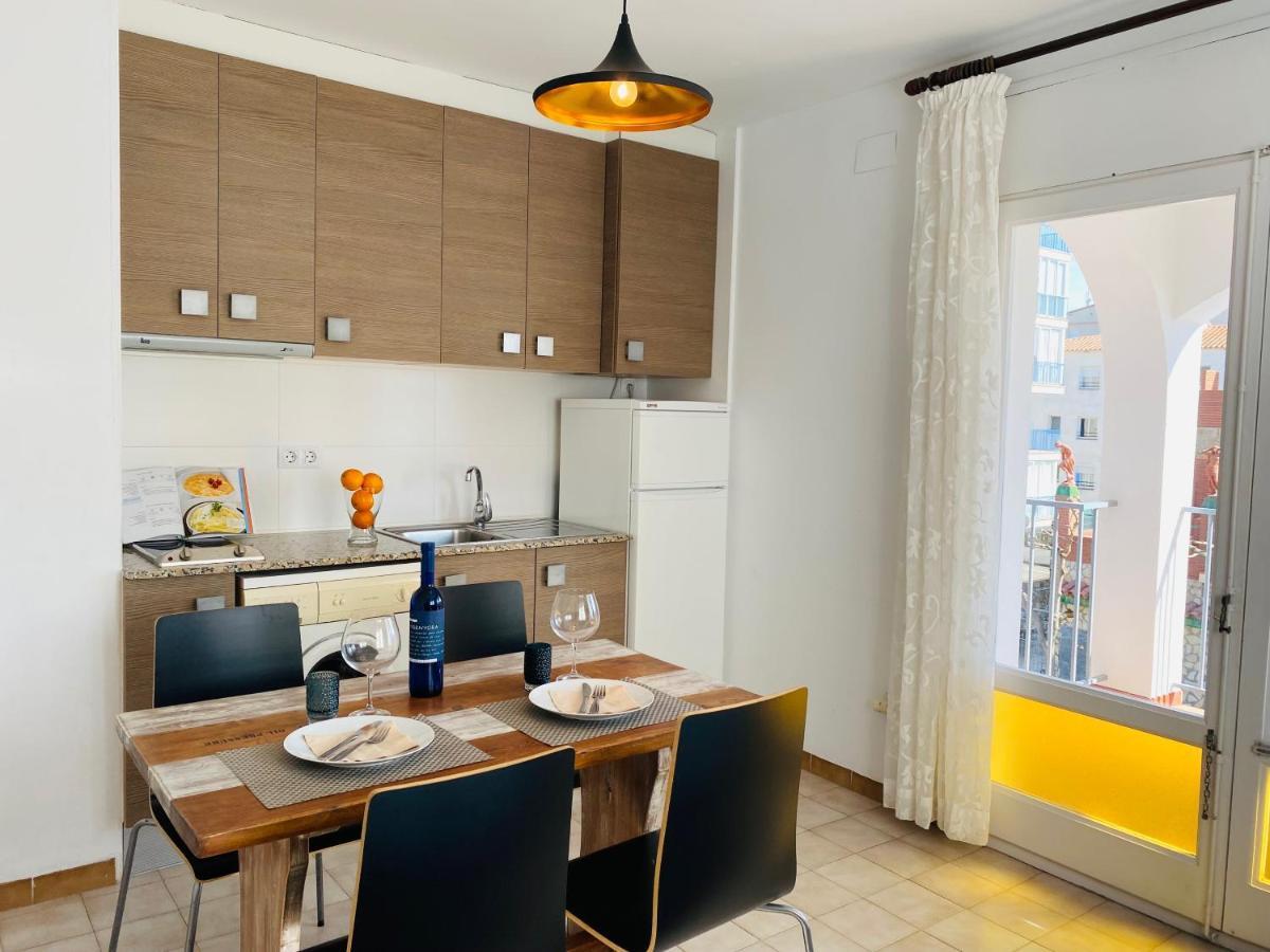 Apartamentos Aquarium. Росес Екстер'єр фото